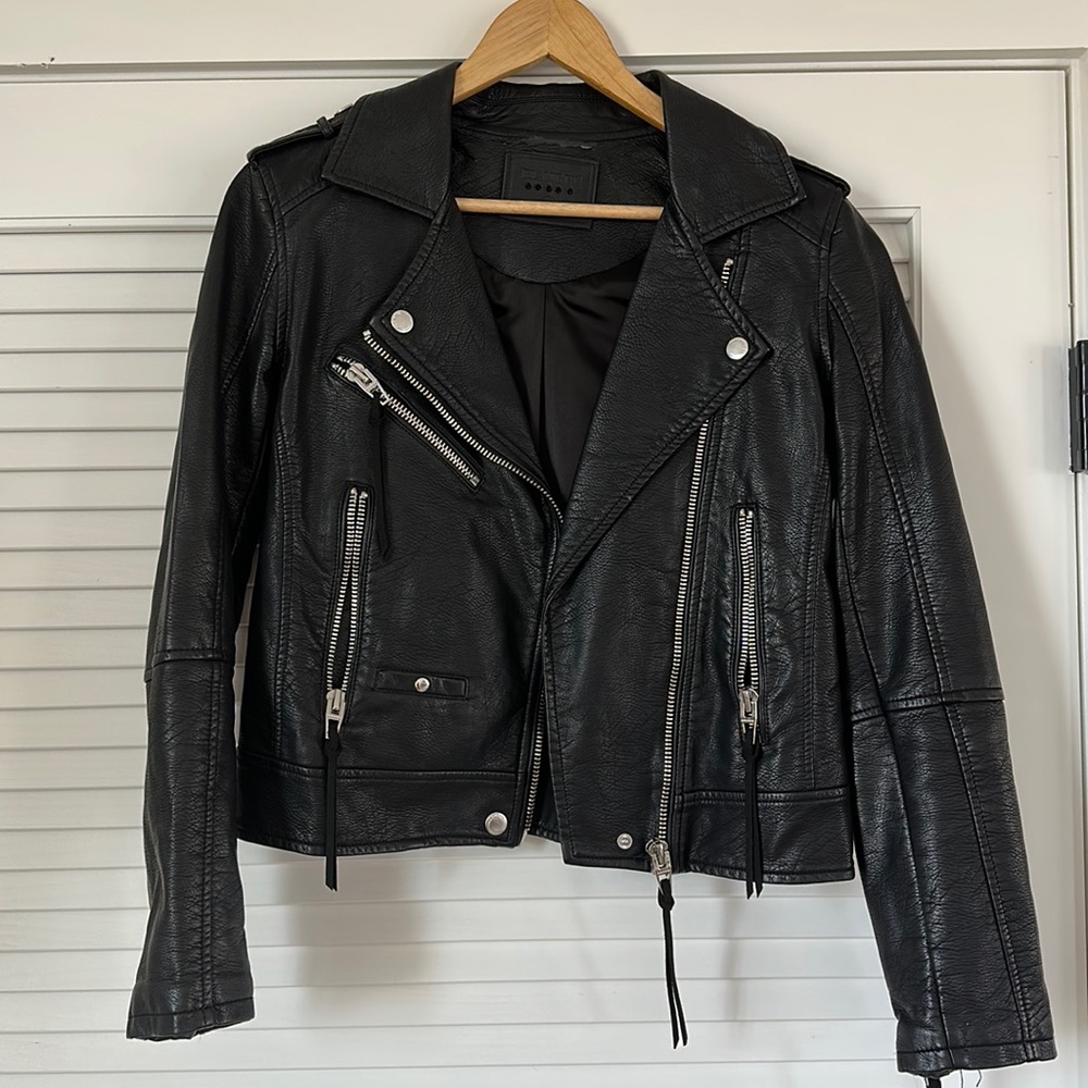 Women’s leather jacket